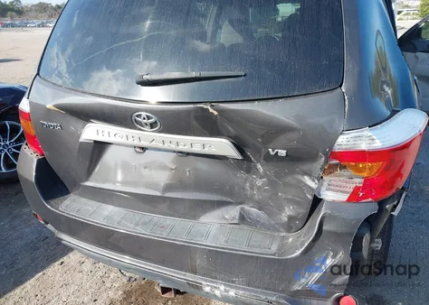 2008 Toyota Highlander z USA, uszkodzony, nr VIN JTEDS41A882011558